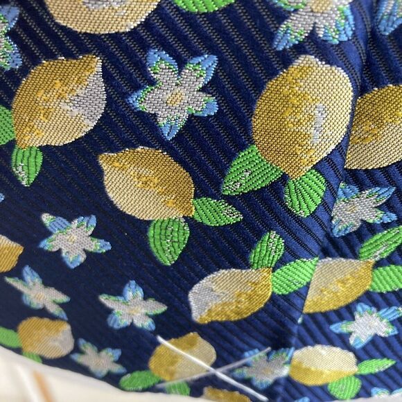 J.Crew lemon print blazer classic collarless style, lined, one frog closure🍋 - Picture 5 of 10